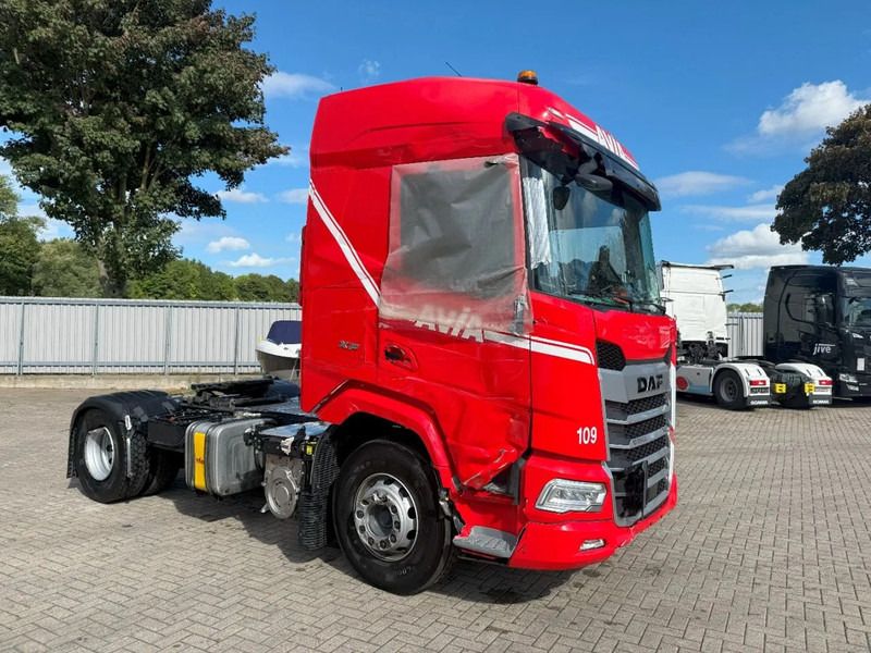DAF XF450 FT / ENGINE RUNNING / ONLY:132521 KM / HYDRAULICS / DIGITAL DASH / DEB / HIGH CAB / AUTOMATIC / EURO-6 / 2024 - Tracteur routier: photos 2 DAF XF450 FT / ENGINE RUNNING / ONLY:132521 KM / HYDRAULICS / DIGITAL DASH / DEB / HIGH CAB / AUTOMATIC / EURO-6 / 2024 - Tracteur routier: photos 2