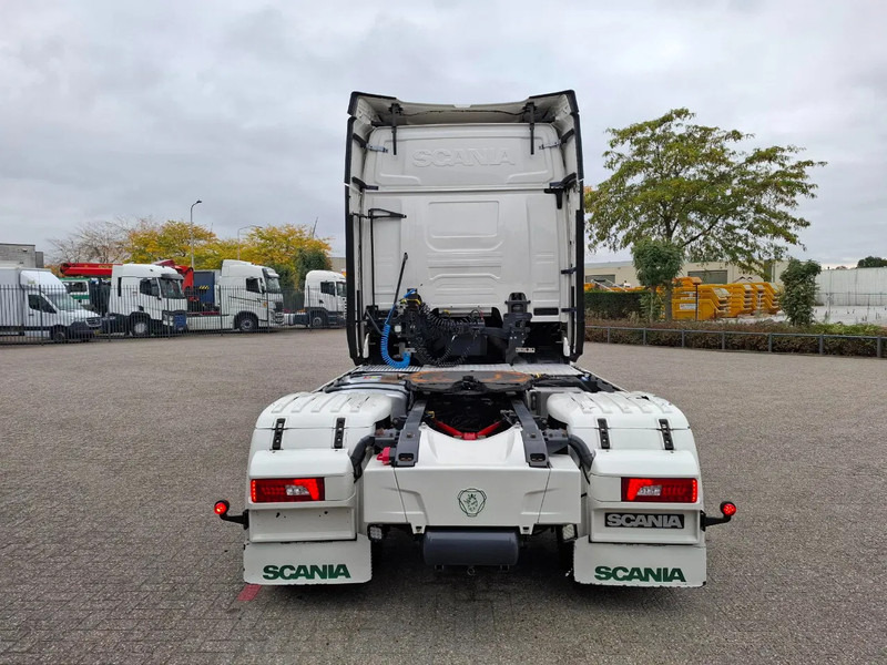 Scania NGS R580 V8 / RETARDER / HYDRAULICS / ONLY:748805 KM / FULL-AIR / SMART TACHO / ALCOA / LEATHER / SIDESKIRTS / EURO-6 / 2019 - Tracteur routier: photos 4 Scania NGS R580 V8 / RETARDER / HYDRAULICS / ONLY:748805 KM / FULL-AIR / SMART TACHO / ALCOA / LEATHER / SIDESKIRTS / EURO-6 / 2019 - Tracteur routier: photos 4