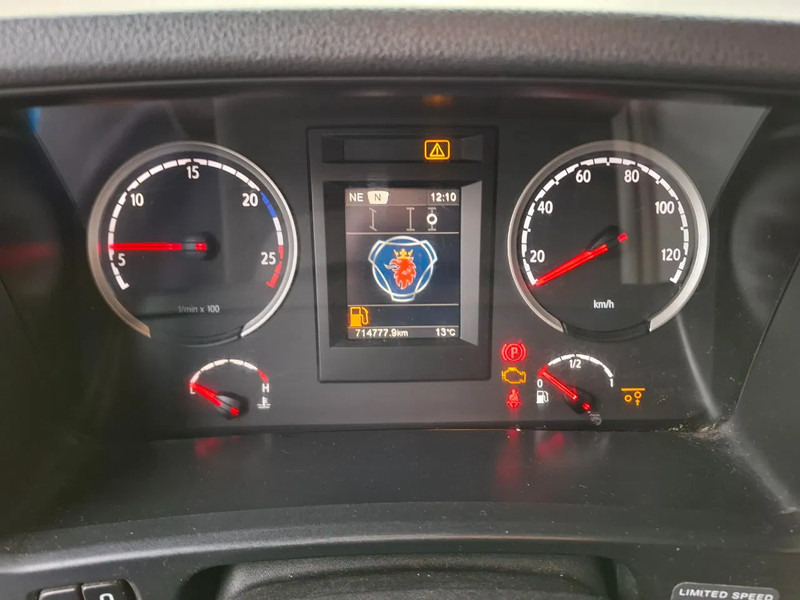 Tracteur routier Scania R450 / RETARDER / LIFT+LENKACHSE / GERMAN TRUCK / MEGA / FIFTH WHEEL HEIGHT:100CM / PARK-AIRCO / LWDS / EURO-6 / 2016: photos 16 Tracteur routier Scania R450 / RETARDER / LIFT+LENKACHSE / GERMAN TRUCK / MEGA / FIFTH WHEEL HEIGHT:100CM / PARK-AIRCO / LWDS / EURO-6 / 2016: photos 16