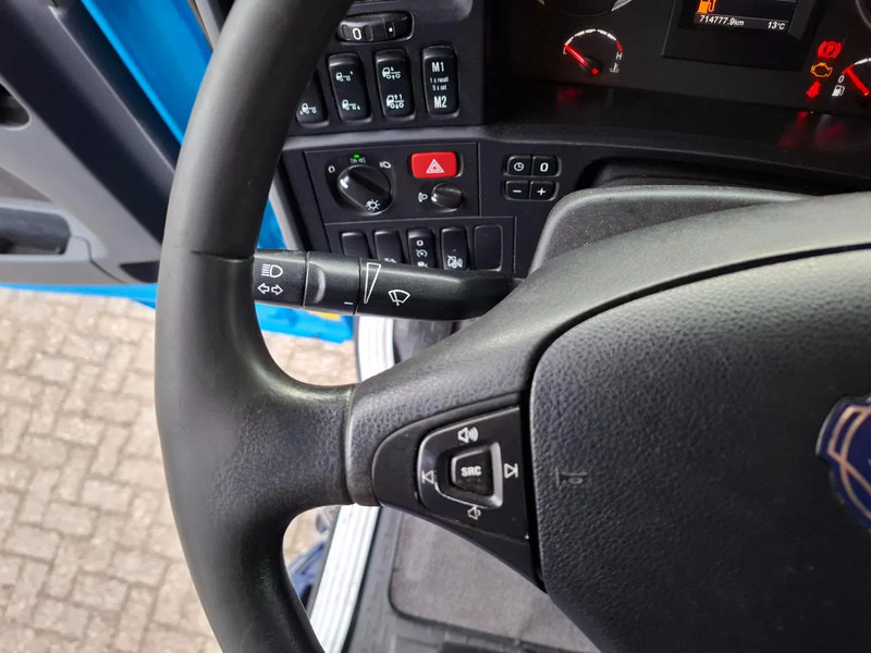 Tracteur routier Scania R450 / RETARDER / LIFT+LENKACHSE / GERMAN TRUCK / MEGA / FIFTH WHEEL HEIGHT:100CM / PARK-AIRCO / LWDS / EURO-6 / 2016: photos 14 Tracteur routier Scania R450 / RETARDER / LIFT+LENKACHSE / GERMAN TRUCK / MEGA / FIFTH WHEEL HEIGHT:100CM / PARK-AIRCO / LWDS / EURO-6 / 2016: photos 14