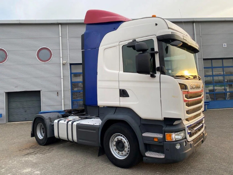 Scania R520 / RETARDER / DOUBLE TANK / AUTOMATIC / PARK-COOL / EURO-6 / 2015 - Tracteur routier: photos 2 Scania R520 / RETARDER / DOUBLE TANK / AUTOMATIC / PARK-COOL / EURO-6 / 2015 - Tracteur routier: photos 2