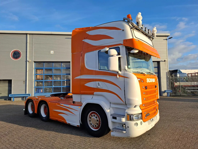 Scania R580 V8 / RETARDER / HYDRAULICS / TUV:06-08-2026 / FULL-AIR / LEATHER / XENON / AUTOMATIC / EURO-6 / 2014 - Tracteur routier: photos 2 Scania R580 V8 / RETARDER / HYDRAULICS / TUV:06-08-2026 / FULL-AIR / LEATHER / XENON / AUTOMATIC / EURO-6 / 2014 - Tracteur routier: photos 2