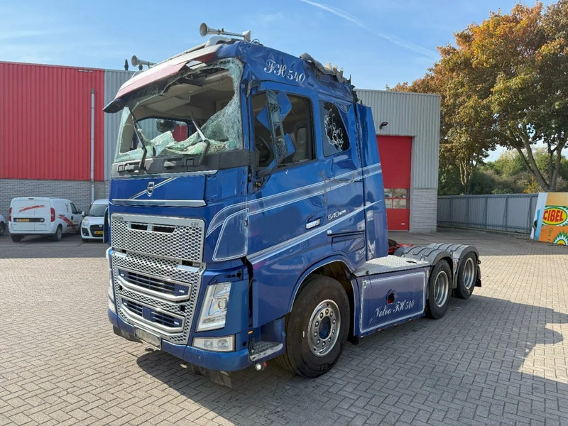 Volvo FH4-540 / ENGINE RUNNING / VEB+ / HYDRAULICS / DYNAMIC STEERING / LWDS / AUTOMATIC / EURO-6 / 2017 - Tracteur routier: photos 1 Volvo FH4-540 / ENGINE RUNNING / VEB+ / HYDRAULICS / DYNAMIC STEERING / LWDS / AUTOMATIC / EURO-6 / 2017 - Tracteur routier: photos 1