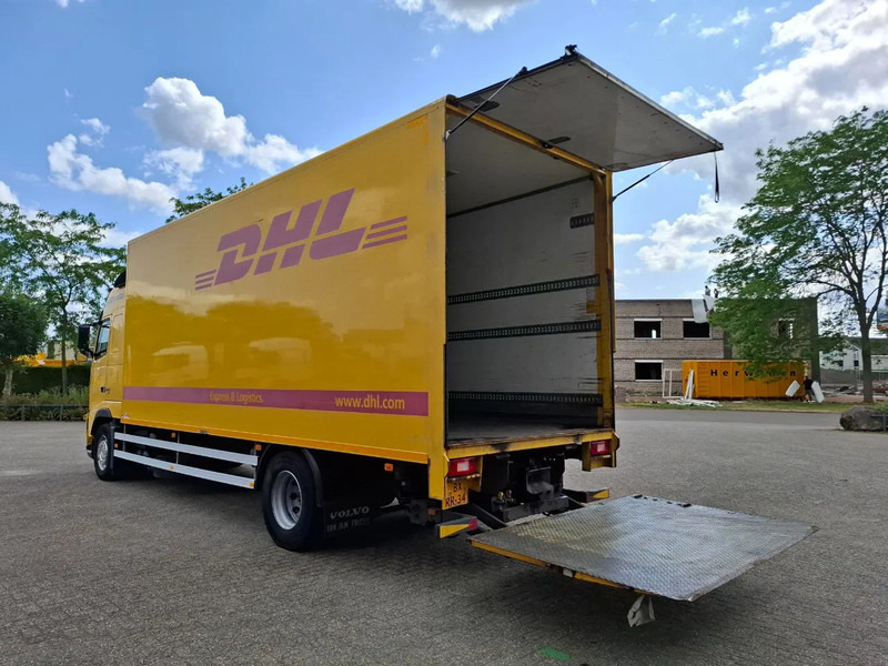 Volvo FH13-420 / NL TRUCK / PLATFORM 2000KG / AIRCO / FRIDGE / AUTOMATIC / EURO-5 / 2010 - Camion fourgon: photos 4 Volvo FH13-420 / NL TRUCK / PLATFORM 2000KG / AIRCO / FRIDGE / AUTOMATIC / EURO-5 / 2010 - Camion fourgon: photos 4