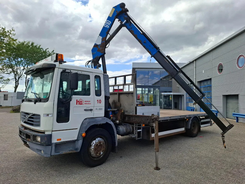 Volvo FL6-220 / HMF 910 / REMOTE / ONLY:493620 KM / AIRCO / FULL-AIR / MANUAL / EURO-3 / 2003 - Camion grue: photos 1 Volvo FL6-220 / HMF 910 / REMOTE / ONLY:493620 KM / AIRCO / FULL-AIR / MANUAL / EURO-3 / 2003 - Camion grue: photos 1