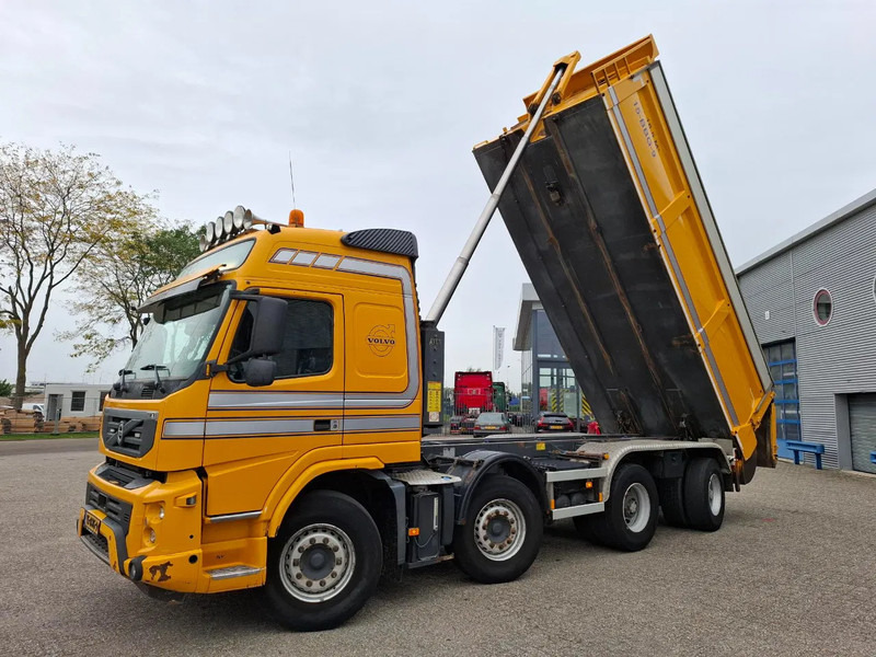 Volvo FM13-420 / 8X4 / BIG AXLE / 18.5M³ / AJK 21040 KG TIPPER / SNIP / 695133 KM / VEB / NL TRUCK / TUV:07-11-2025 / AIRCO / AUTOMATI - Camion benne: photos 1 Volvo FM13-420 / 8X4 / BIG AXLE / 18.5M³ / AJK 21040 KG TIPPER / SNIP / 695133 KM / VEB / NL TRUCK / TUV:07-11-2025 / AIRCO / AUTOMATI - Camion benne: photos 1