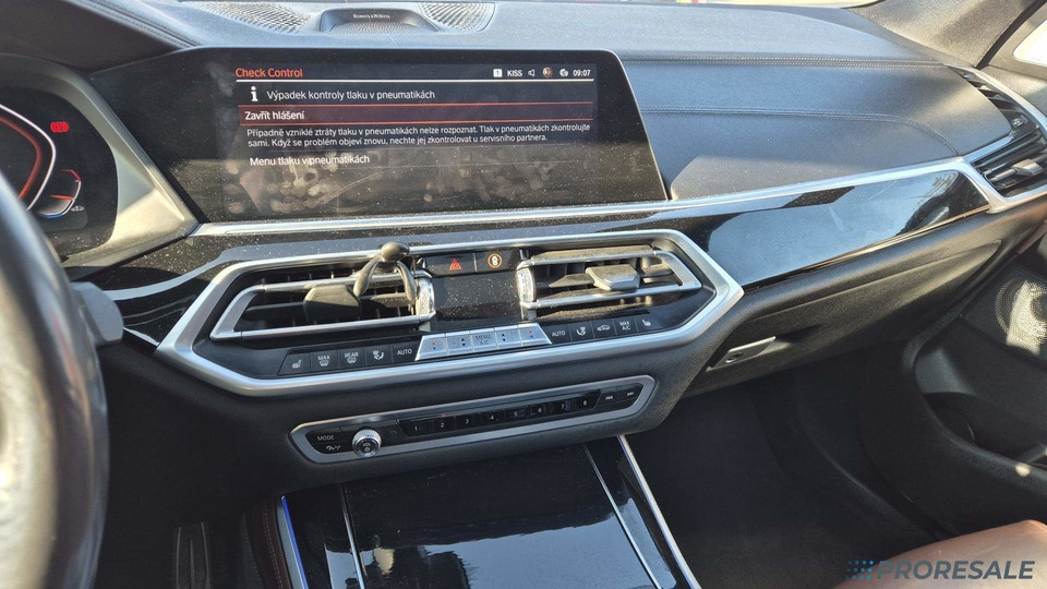 Voiture BMW X5 M50D 3,0 294 kW: photos 8