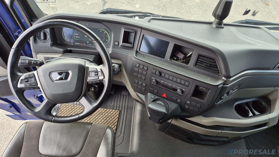 MAN TGX 18.510 XLX EURO 6 - Tracteur routier: photos 4 MAN TGX 18.510 XLX EURO 6 - Tracteur routier: photos 4