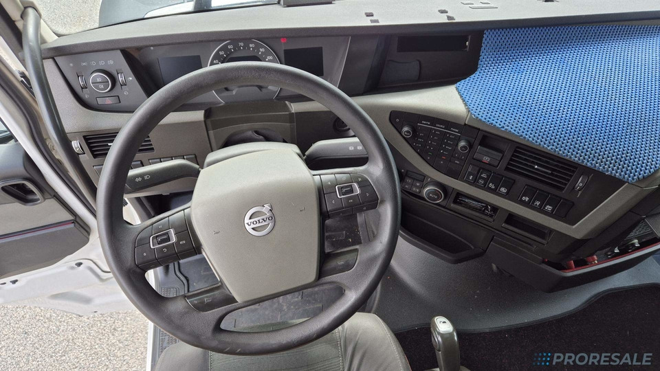 VOLVO FH 460 EURO 6 - Tracteur routier: photos 4 VOLVO FH 460 EURO 6 - Tracteur routier: photos 4