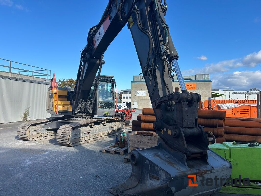 2018 Beltegraver 31750 kg Volvo EC 300 E nl + Bor rig-Spunt agregat-Rotortilt og skuffer - Pelle sur chenille: photos 1 2018 Beltegraver 31750 kg Volvo EC 300 E nl + Bor rig-Spunt agregat-Rotortilt og skuffer - Pelle sur chenille: photos 1