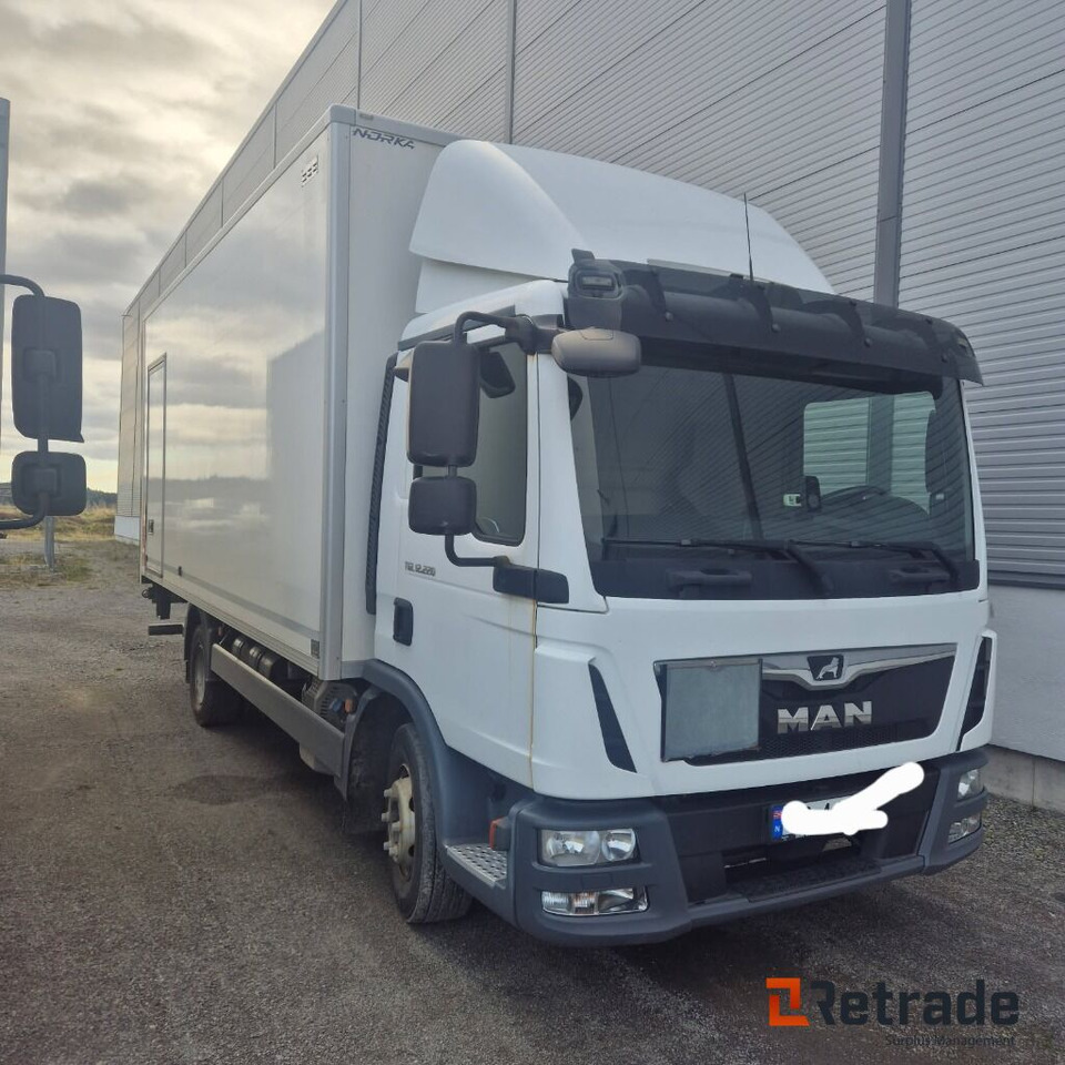 2018 MAN TGL 12.220 - Camion fourgon: photos 3 2018 MAN TGL 12.220 - Camion fourgon: photos 3