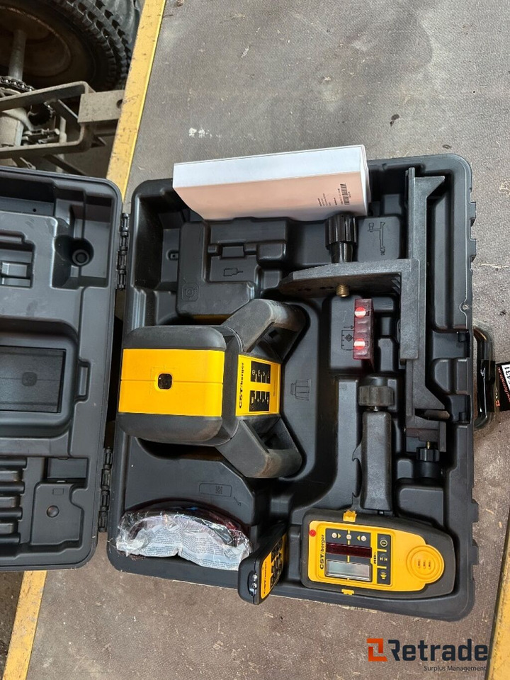 CST/Berger Lm pl20 laser - L'équipement de construction: photos 1 CST/Berger Lm pl20 laser - L'équipement de construction: photos 1