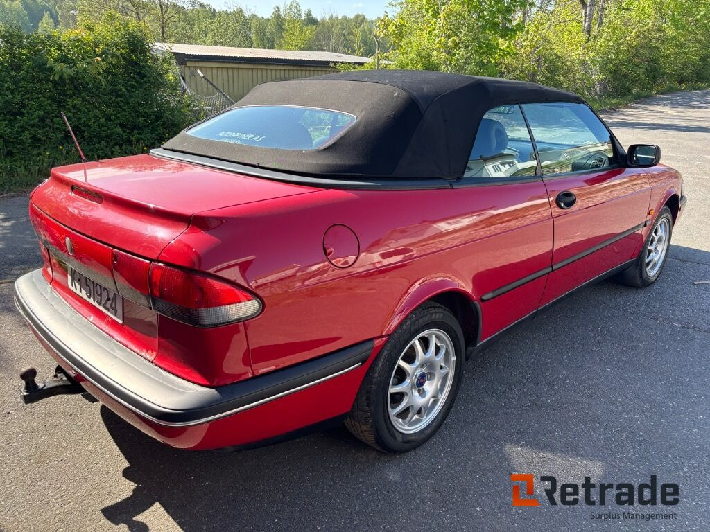 Car SAAB 900 S Cabriolet - Voiture: photos 4 Car SAAB 900 S Cabriolet - Voiture: photos 4