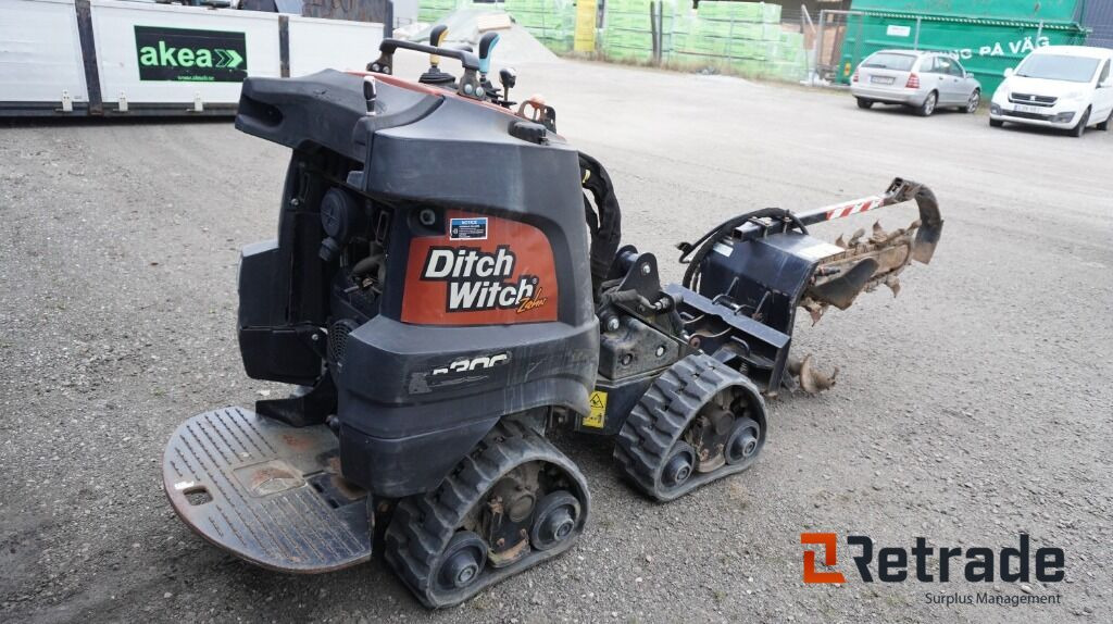 Ditch Witch Zhan R300 5 Redskap - L'équipement de construction: photos 3 Ditch Witch Zhan R300 5 Redskap - L'équipement de construction: photos 3