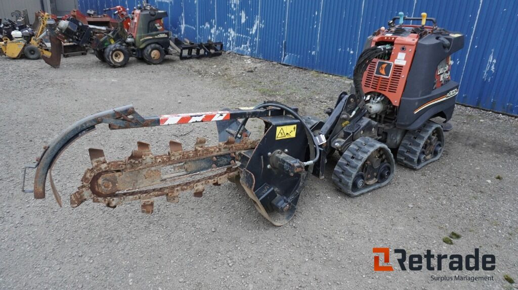 Ditch Witch Zhan R300 5 Redskap - L'équipement de construction: photos 1 Ditch Witch Zhan R300 5 Redskap - L'équipement de construction: photos 1