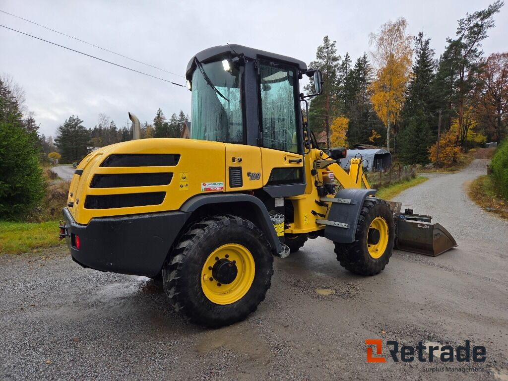 Hjullastare Yanmar V100 Med Vikplog och Sandskopa Panolinolja - Chargeuse sur pneus: photos 3 Hjullastare Yanmar V100 Med Vikplog och Sandskopa Panolinolja - Chargeuse sur pneus: photos 3