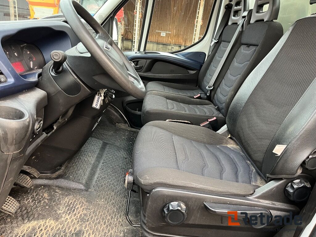 IVECO 35-180 3,0D med Alu-knæklad og læsserampe. - Voiture: photos 5 IVECO 35-180 3,0D med Alu-knæklad og læsserampe. - Voiture: photos 5