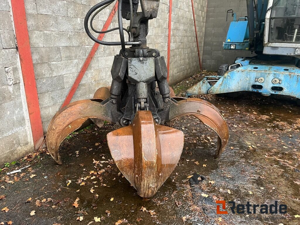 Knusnings- og sorteringsudstyr FUCHS MHL 320 - Skrot sorteringskran - Pelle de manutention: photos 3 Knusnings- og sorteringsudstyr FUCHS MHL 320 - Skrot sorteringskran - Pelle de manutention: photos 3