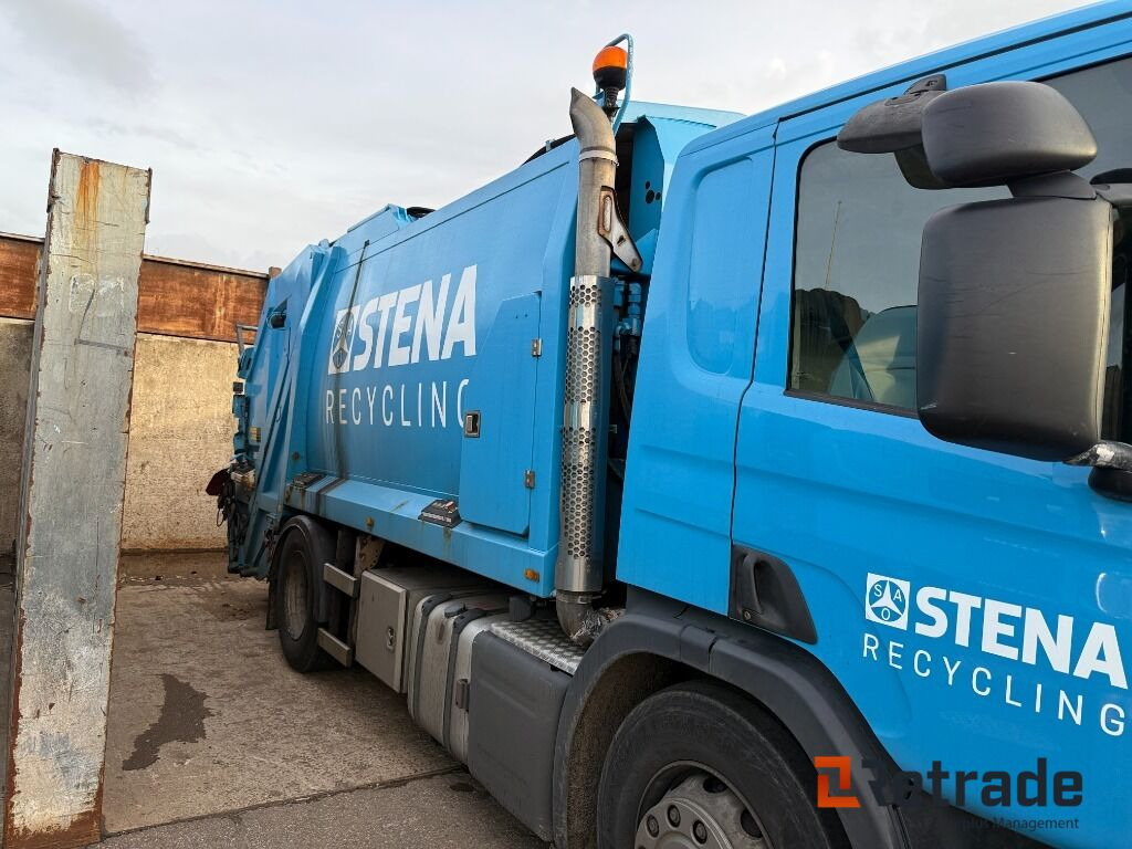 Lastbil Scania P280DB4X2MLB 2 fack sopbil - Benne à ordures ménagères: photos 3 Lastbil Scania P280DB4X2MLB 2 fack sopbil - Benne à ordures ménagères: photos 3