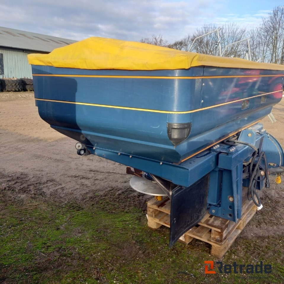 Bøgballe M2W 3000 L. Gødningspreder. - Machine agricole: photos 2 Bøgballe M2W 3000 L. Gødningspreder. - Machine agricole: photos 2