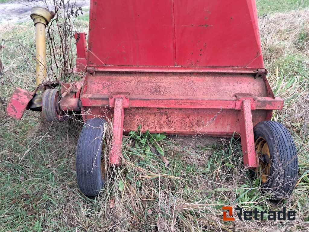 Grønthøster Taarup DM 1500 - Machine agricole: photos 5 Grønthøster Taarup DM 1500 - Machine agricole: photos 5