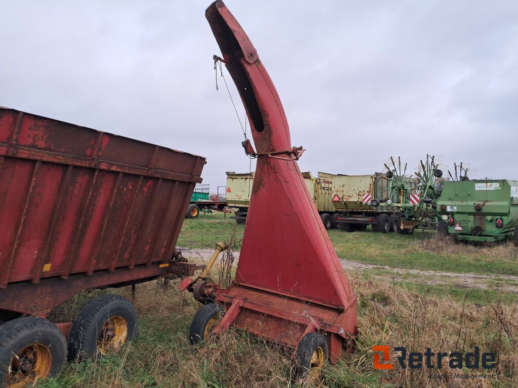 Grønthøster Taarup DM 1500 - Machine agricole: photos 1 Grønthøster Taarup DM 1500 - Machine agricole: photos 1