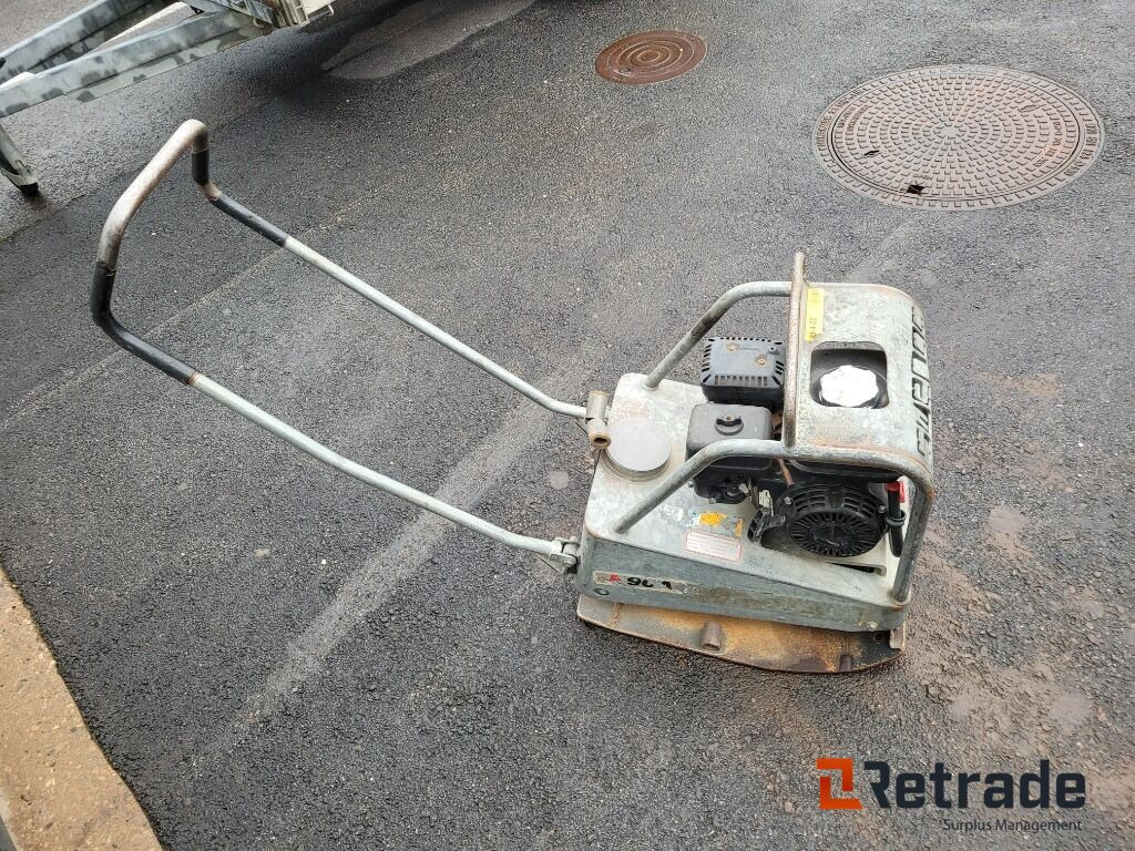 Markvibrator vibroplatta Swepac F90A - L'équipement de construction: photos 4 Markvibrator vibroplatta Swepac F90A - L'équipement de construction: photos 4