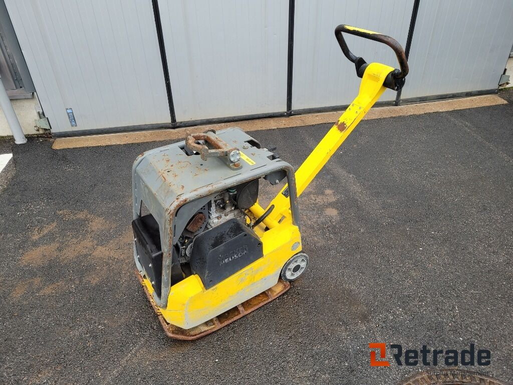 Markvibrator vibroplatta Wacker Neuson DPU3050He e-starter - L'équipement de construction: photos 1 Markvibrator vibroplatta Wacker Neuson DPU3050He e-starter - L'équipement de construction: photos 1