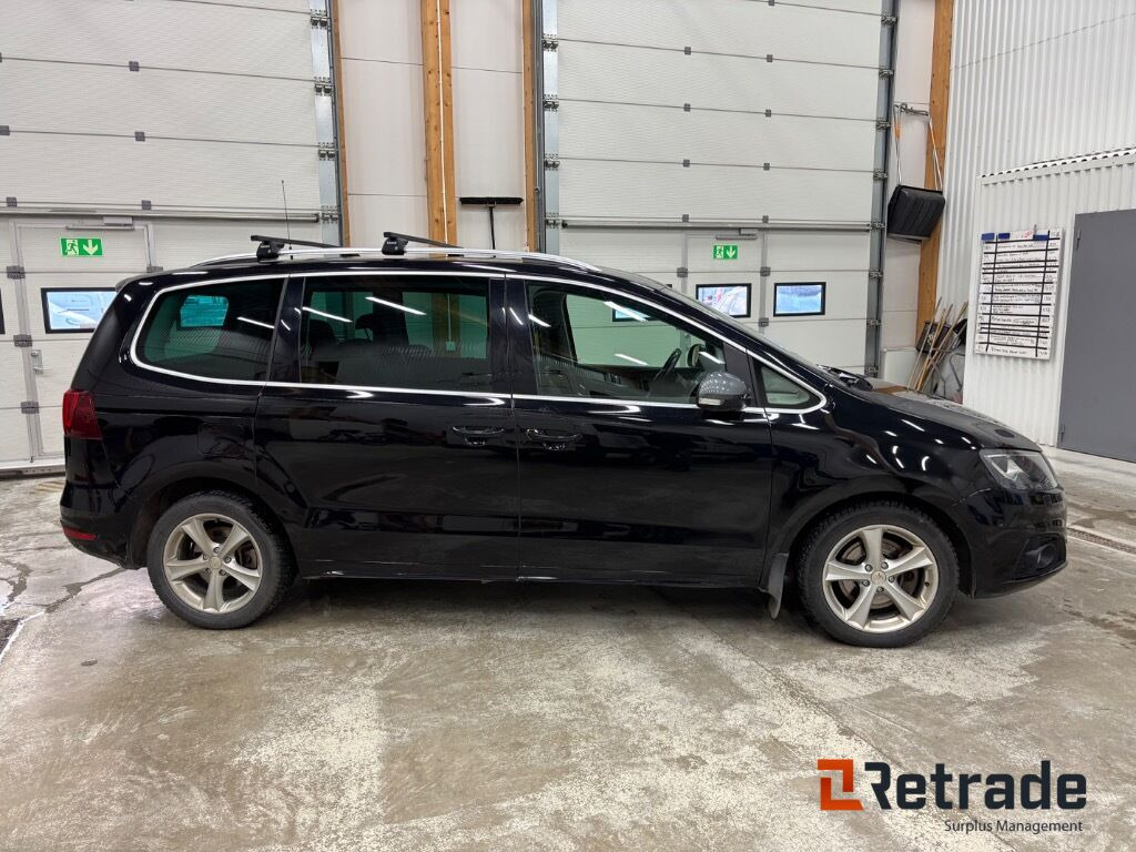 Minibuss Seat Alhambra 2.0 TDI 4Drive DSG FR-line - Voiture: photos 3 Minibuss Seat Alhambra 2.0 TDI 4Drive DSG FR-line - Voiture: photos 3