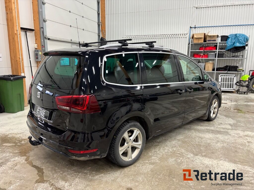 Minibuss Seat Alhambra 2.0 TDI 4Drive DSG FR-line - Voiture: photos 4 Minibuss Seat Alhambra 2.0 TDI 4Drive DSG FR-line - Voiture: photos 4