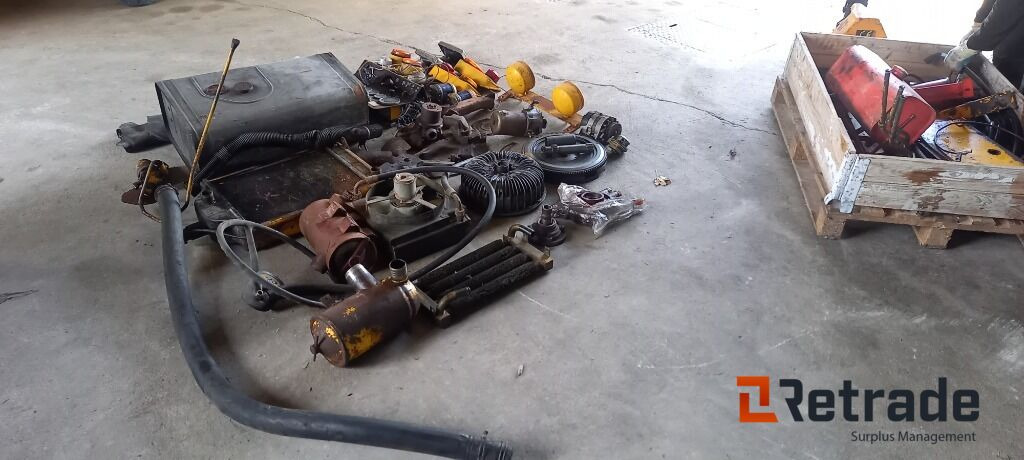 Traktor MF 50 Reservedele. - Pièces de rechange pour Tracteur agricole: photos 4 Traktor MF 50 Reservedele. - Pièces de rechange pour Tracteur agricole: photos 4