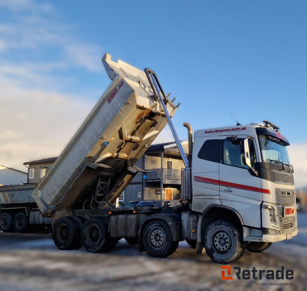 Robust og klar tippbil – Volvo FH16 650 8x4 med tipp og hengeropplegg - Camion benne: photos 3 Robust og klar tippbil – Volvo FH16 650 8x4 med tipp og hengeropplegg - Camion benne: photos 3