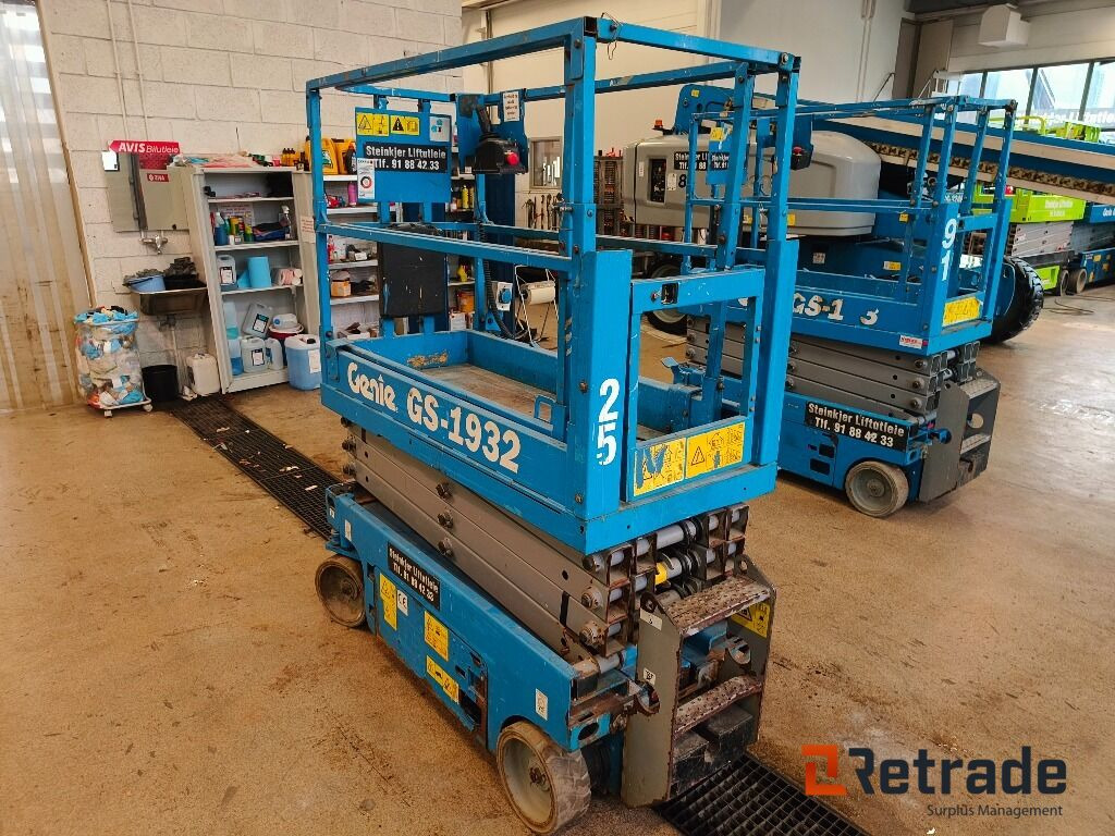 Sakselift Genie GS-1932 - Nacelle ciseaux: photos 2 Sakselift Genie GS-1932 - Nacelle ciseaux: photos 2