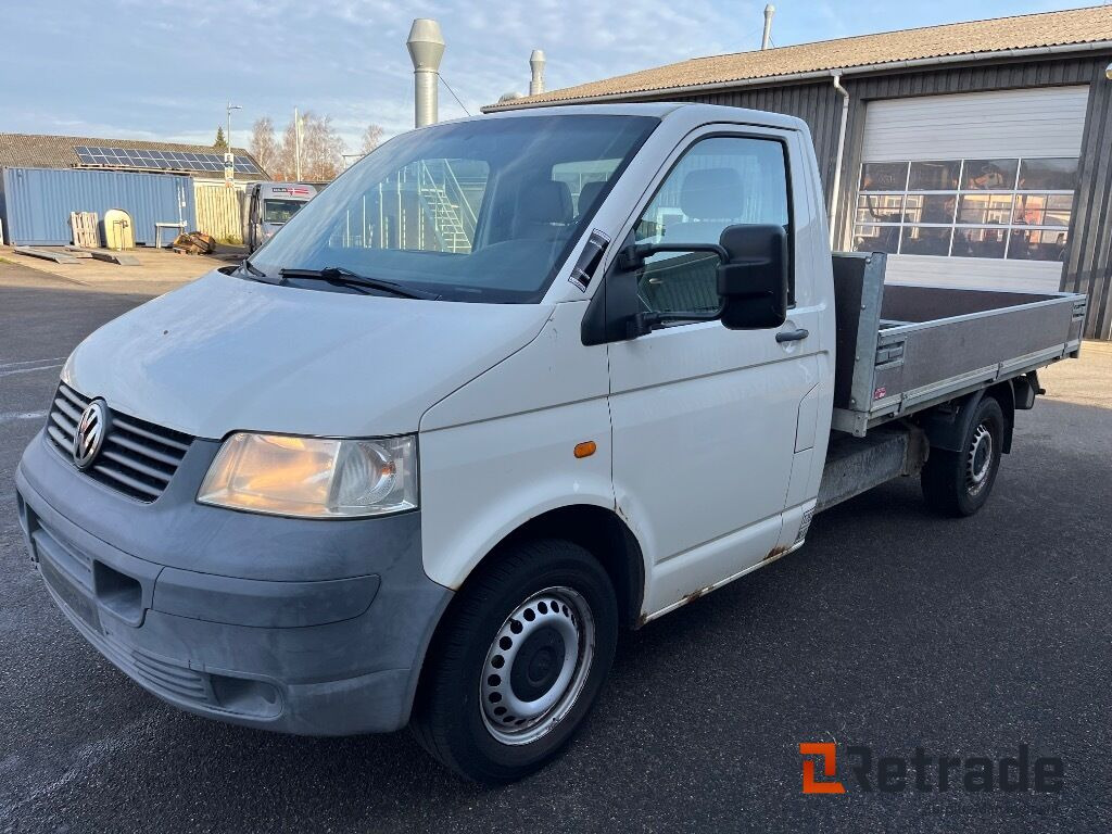 VOLKSWAGEN TRANSPORTER PICK-UP 2,5 TDI - Utilitaire plateau: photos 1 VOLKSWAGEN TRANSPORTER PICK-UP 2,5 TDI - Utilitaire plateau: photos 1