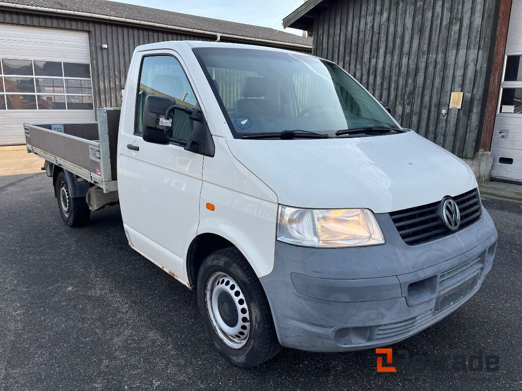 VOLKSWAGEN TRANSPORTER PICK-UP 2,5 TDI - Utilitaire plateau: photos 2 VOLKSWAGEN TRANSPORTER PICK-UP 2,5 TDI - Utilitaire plateau: photos 2