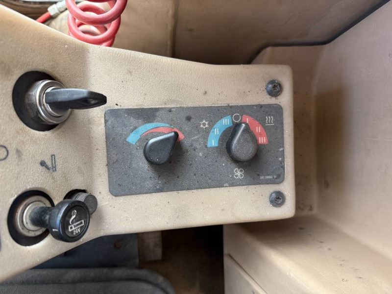 Niveleuse Cat 120H - CE Certified / Brand New Tyres!: photos 13 Niveleuse Cat 120H - CE Certified / Brand New Tyres!: photos 13