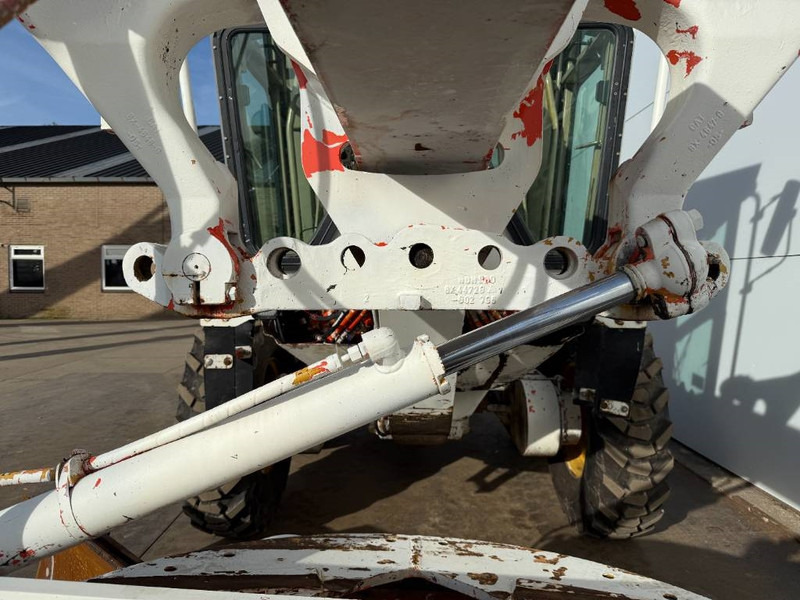 Niveleuse Cat 120H - CE Certified / Brand New Tyres!: photos 19 Niveleuse Cat 120H - CE Certified / Brand New Tyres!: photos 19