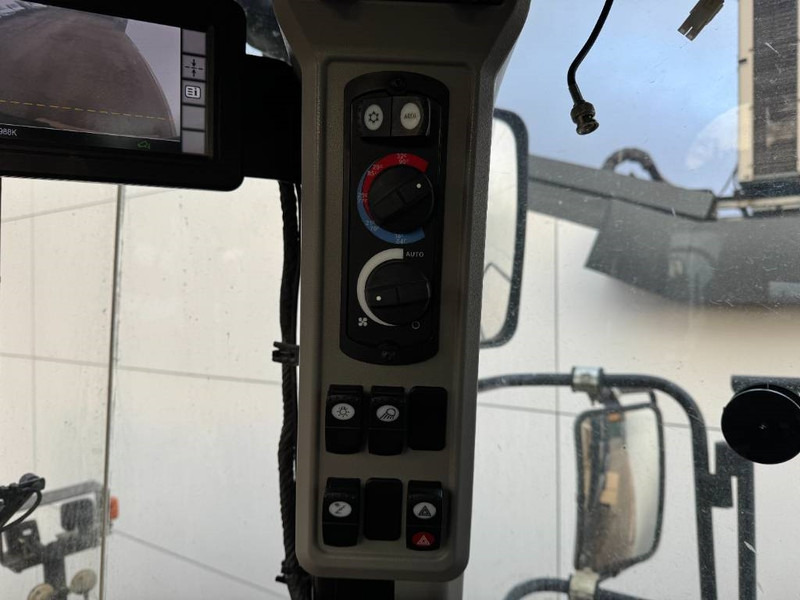 Chargeuse sur pneus Cat 988K - German Machine / Quick Coupler: photos 12 Chargeuse sur pneus Cat 988K - German Machine / Quick Coupler: photos 12