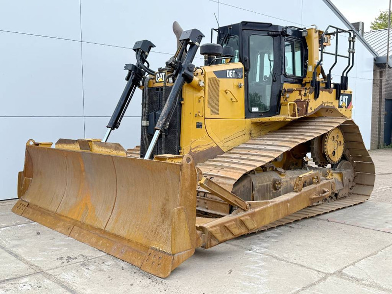 Cat D6T LGP - 360° Camera / Ripper Valve / Airco - Bulldozer: photos 1 Cat D6T LGP - 360° Camera / Ripper Valve / Airco - Bulldozer: photos 1