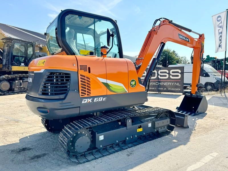 Doosan DX60E-10N NEW! - Mini pelle: photos 5 Doosan DX60E-10N NEW! - Mini pelle: photos 5