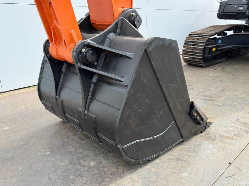Pelle sur chenille Hitachi ZX70-LCH - Hammer Lines / Isuzu Engine: photos 18