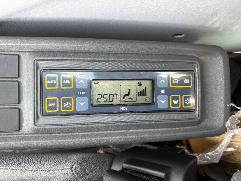 Pelle sur chenille Hyundai HX360L - New / Unused / Hammer Lines: photos 11