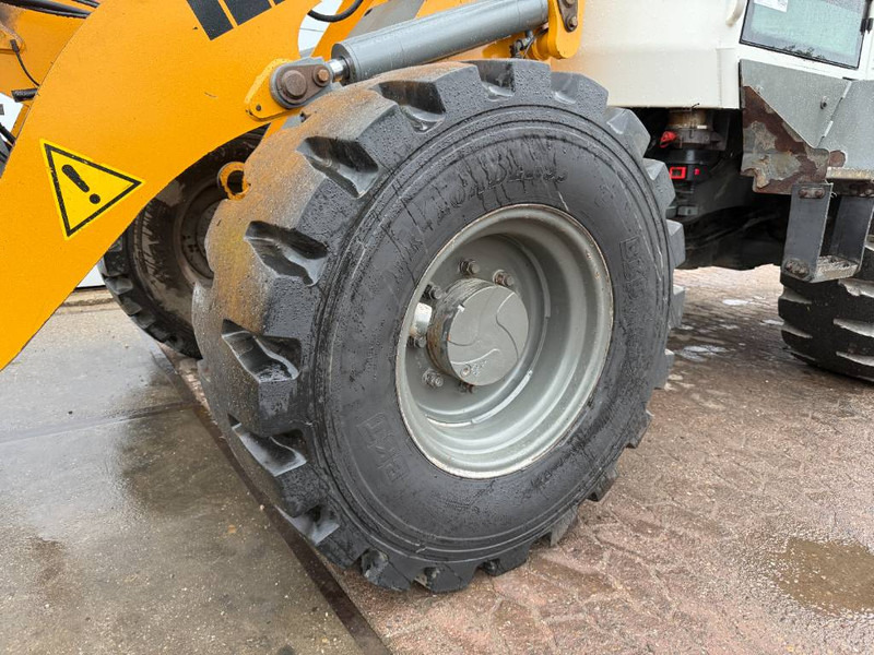 Chargeuse sur pneus Liebherr L509 Stereo - German Machine / Automatic Greasing: photos 20
