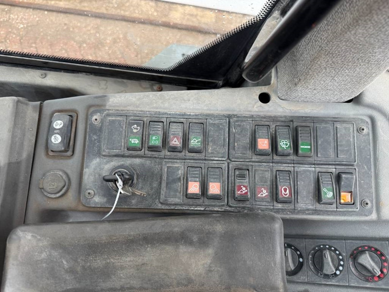 Chargeuse sur pneus Liebherr L509 Stereo - German Machine / Automatic Greasing: photos 11 Chargeuse sur pneus Liebherr L509 Stereo - German Machine / Automatic Greasing: photos 11