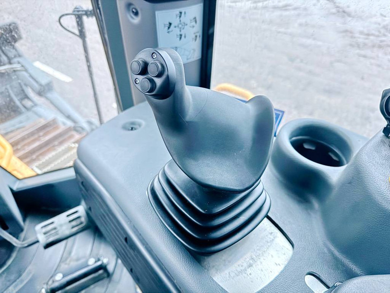 Bulldozer Liebherr PR746 05L Gen 8 - 1Yr / 2000h Powertrain Warranty: photos 11