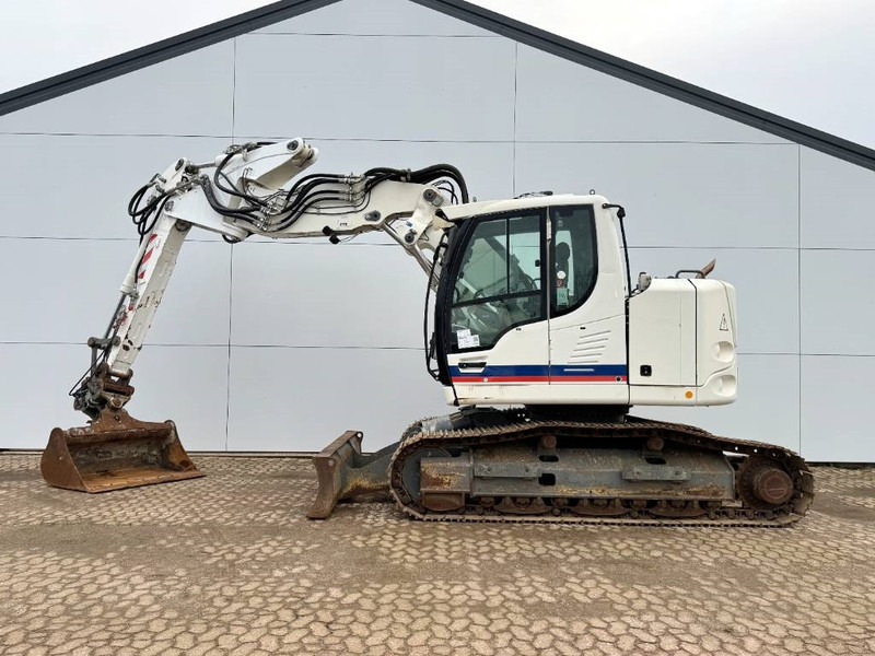 Liebherr R914 Compact - Triple Boom + Extra Attachments - Pelle sur chenille: photos 3 Liebherr R914 Compact - Triple Boom + Extra Attachments - Pelle sur chenille: photos 3