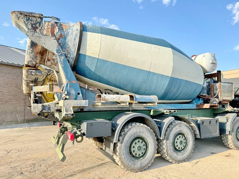 MULDER Mixer DESU100Z - 10m³ - Camion malaxeur: photos 3 MULDER Mixer DESU100Z - 10m³ - Camion malaxeur: photos 3