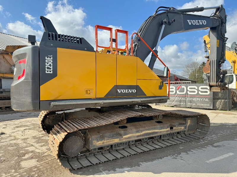 Volvo EC250EL - Dutch Machine / Quick Coupler - Pelle sur chenille: photos 5 Volvo EC250EL - Dutch Machine / Quick Coupler - Pelle sur chenille: photos 5