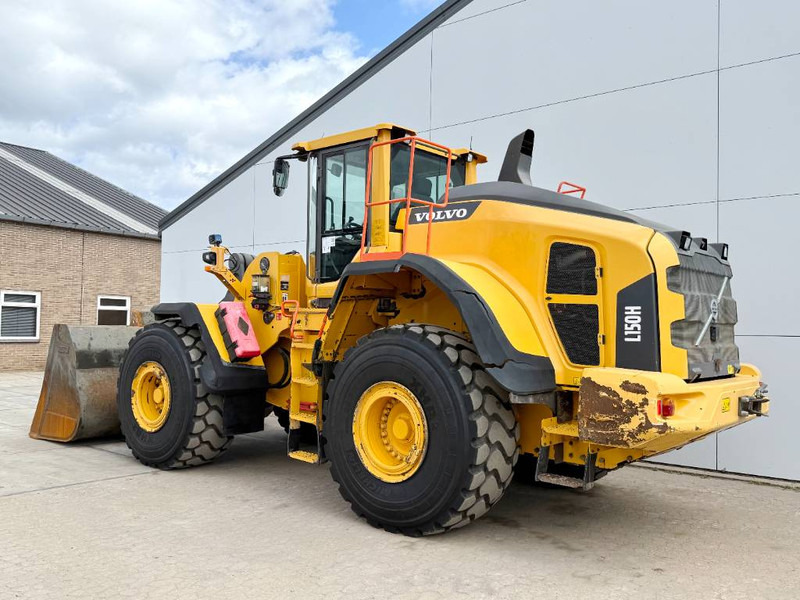 Volvo L150H - German Machine / Auto Greasing / Camera - Chargeuse sur pneus: photos 3 Volvo L150H - German Machine / Auto Greasing / Camera - Chargeuse sur pneus: photos 3