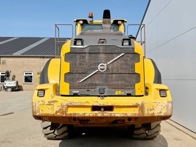 Volvo L180H - 3rd Function / Weight System / Camera - Chargeuse sur pneus: photos 4 Volvo L180H - 3rd Function / Weight System / Camera - Chargeuse sur pneus: photos 4